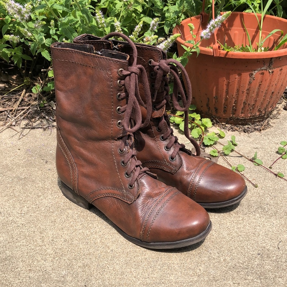 Steve Madden size 8.5 caramel boots